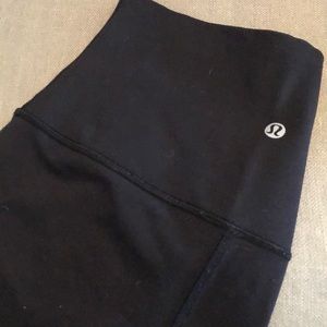 Black roll down lululemon boogie shorts